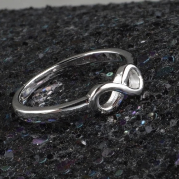 *925 Sterling silver Infinity sterling silver ring - Picture 4 of 5